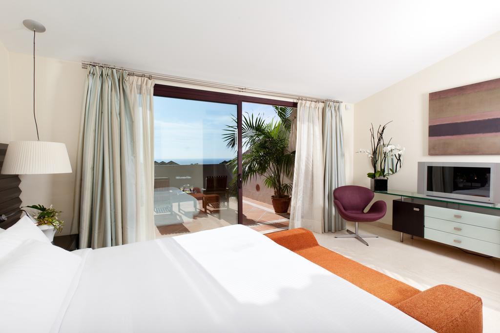 Deluxe Villas Don Carlos Resort Marbella Exterior photo